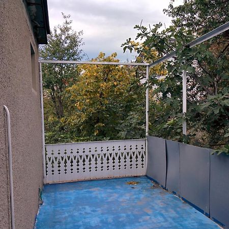 Guesthouse Natali Telavi Exterior photo